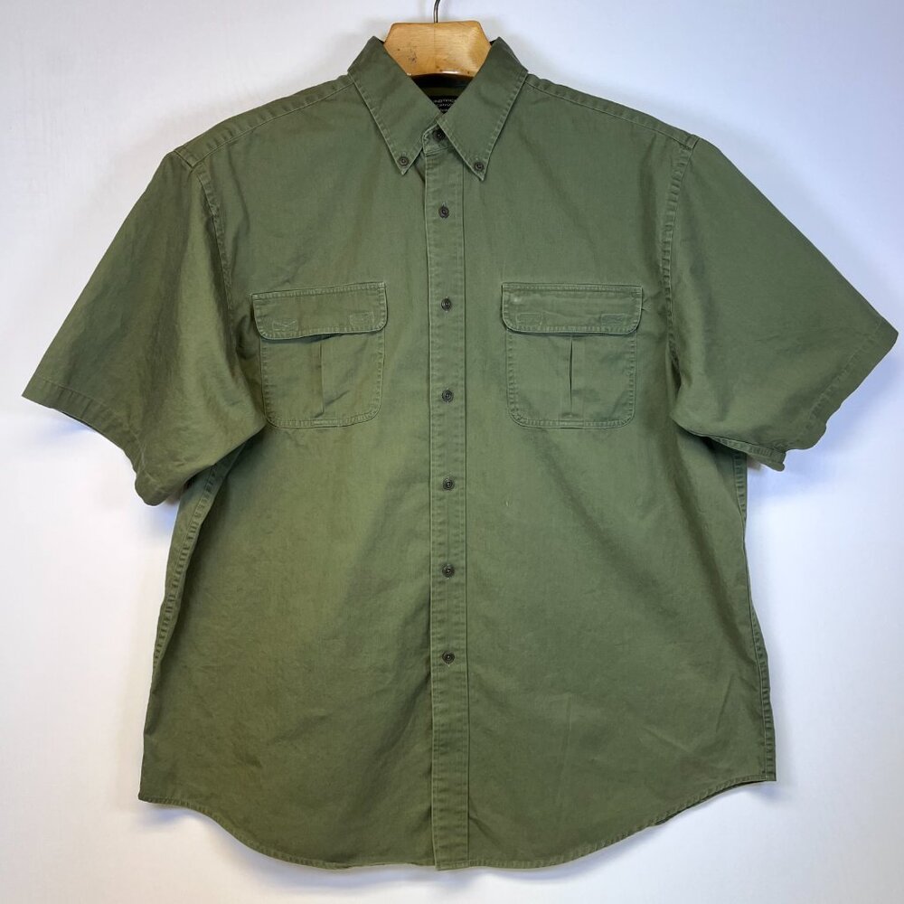 Roundtree & Yorke Outdoors XL Army Green Top Short Sleeve Button Up Camp Shirt